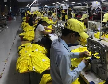 Vietnam Clothing Manufacturers Guide 1 Vietnam Clothing Manufacturers: Weaving Excellence in Textile