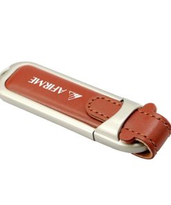 16GB USB Classic Leather Flash Drive 15 16GB Leather Flash Drive Image 3