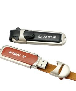 32GB Leather USB Flash Drive 18 32GB Leather Flash Drive Image 6