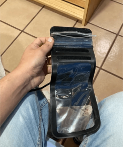 waterproof phone case with neck strap 13 waterproof phone case for snorkeling 600x800 1